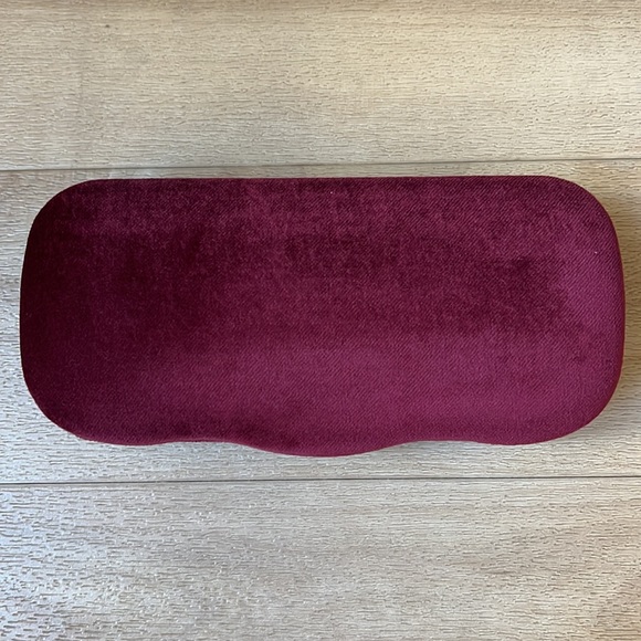 Gucci Case - Picture 3 of 6